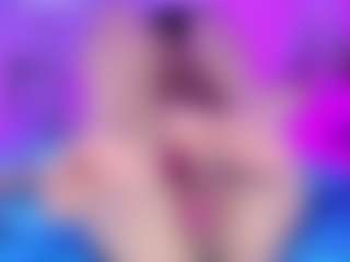 emili-clark's Live Sex Cam Show