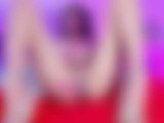 emili-clark's Live Sex Cam Show
