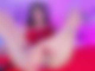 emili-clark's Live Sex Cam Show