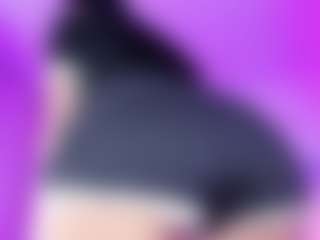 emili-clark's Live Sex Cam Show