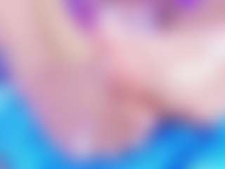 emili-clark's Live Sex Cam Show