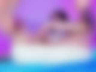emili-clark's Live Sex Cam Show