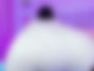 emili-clark's Live Sex Cam Show