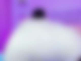 emili-clark's Live Sex Cam Show