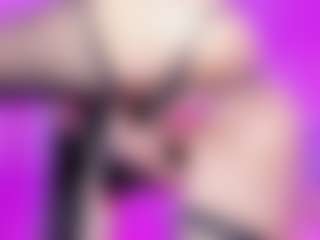 Live cam show with emili-clark - Striptease Latina on Camsoda | colombia