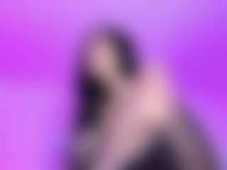emili-clark's Live Sex Cam Show