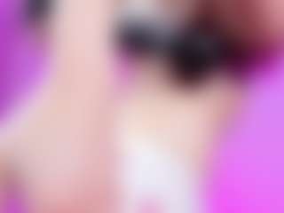 emili-clark's Live Sex Cam Show