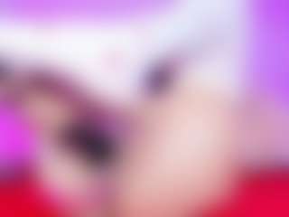emili-clark's Live Sex Cam Show
