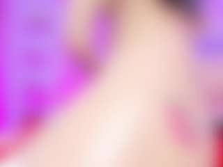 emili-clark's Live Sex Cam Show