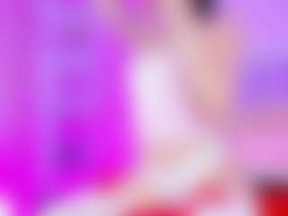 emili-clark's Live Sex Cam Show