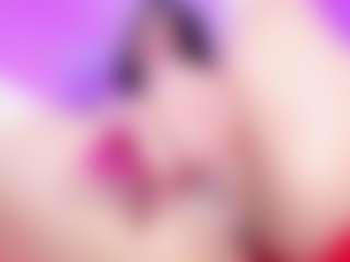 emili-clark's Live Sex Cam Show