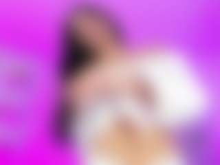 emili-clark's Live Sex Cam Show