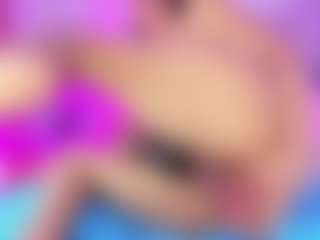 emili-clark's Live Sex Cam Show