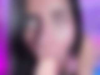 emili-clark's Live Sex Cam Show