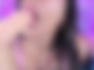 emili-clark's Live Sex Cam Show