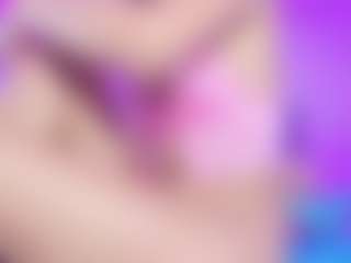 emili-clark's Live Sex Cam Show