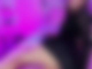 emili-clark's Live Sex Cam Show