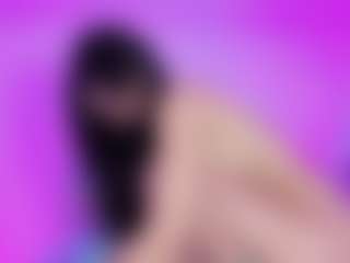 emili-clark's Live Sex Cam Show