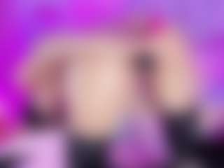 emili-clark's Live Sex Cam Show