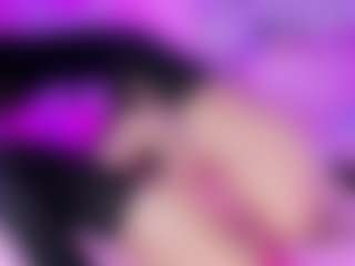 emili-clark's Live Sex Cam Show