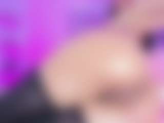 Live cam show with emili-clark - Latina on Camsoda | colombia