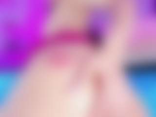 emili-clark's Live Sex Cam Show