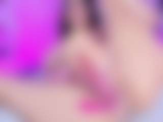 emili-clark's Live Sex Cam Show