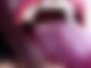 Live cam show with emili-clark - Control on sexylive.show
