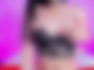 emili-clark's Live Sex Cam Show