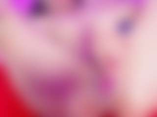 emili-clark's Live Sex Cam Show