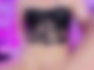 emili-clark's Live Sex Cam Show