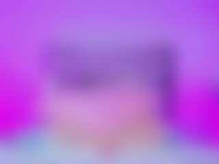 emili-clark's Live Sex Cam Show