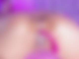 Live cam show with emili-clark - Latina on Camsoda | colombia