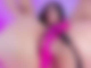 emili-clark's Live Sex Cam Show