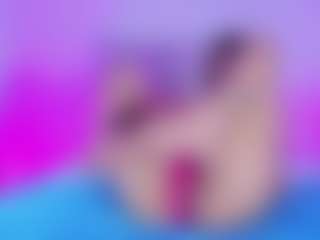 Live cam show with emili-clark - Shaved on Camsoda