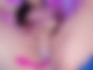 emili-clark's Live Sex Cam Show