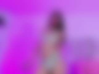 emili-clark's Live Sex Cam Show