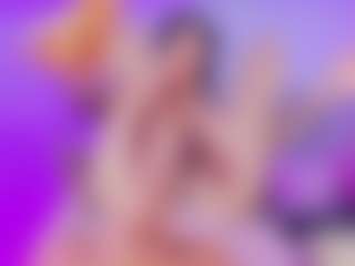 emili-clark's Live Sex Cam Show