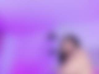 emili-clark's Live Sex Cam Show