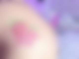 emili-clark's Live Sex Cam Show