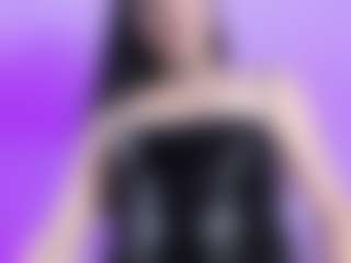 Live cam show with emili-clark - Control on Soda Cam