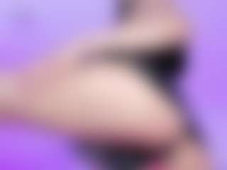 Live cam show with emili-clark - Amateur on Camsoda