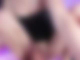 emili-clark's Live Sex Cam Show