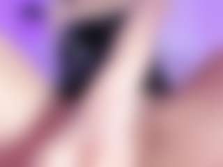 emili-clark's Live Sex Cam Show