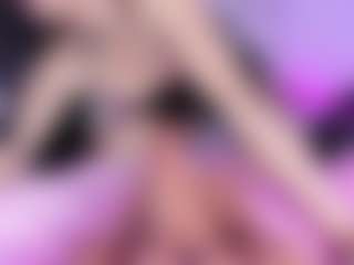 emili-clark's Live Sex Cam Show