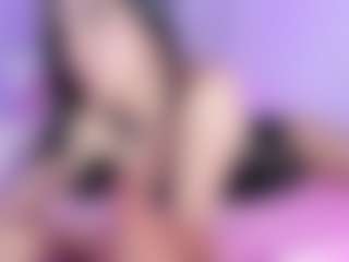 emili-clark's Live Sex Cam Show