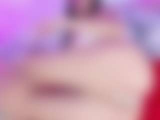 emili-clark's Live Sex Cam Show
