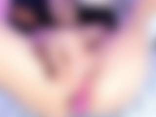 Live cam show with emili-clark - Amateur Curvy on crypto-cams