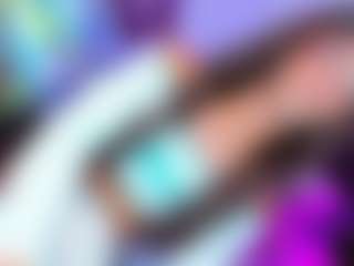 Live cam show with Ladynoah - Tease on Soda Cam