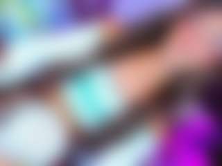 Live cam show with Ladynoah - Colombia on CamClone